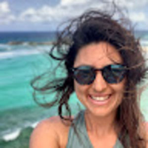 Meet your Posher, Casey